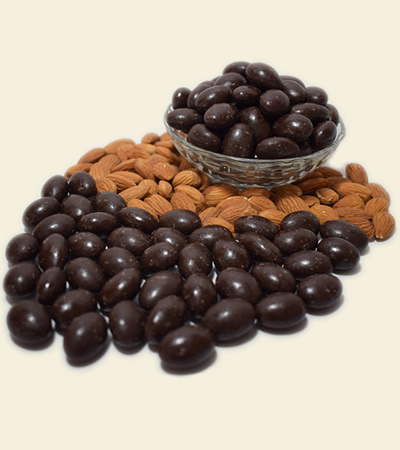 Almendra Cubierta de Chocolate Oscuro al 70% produl